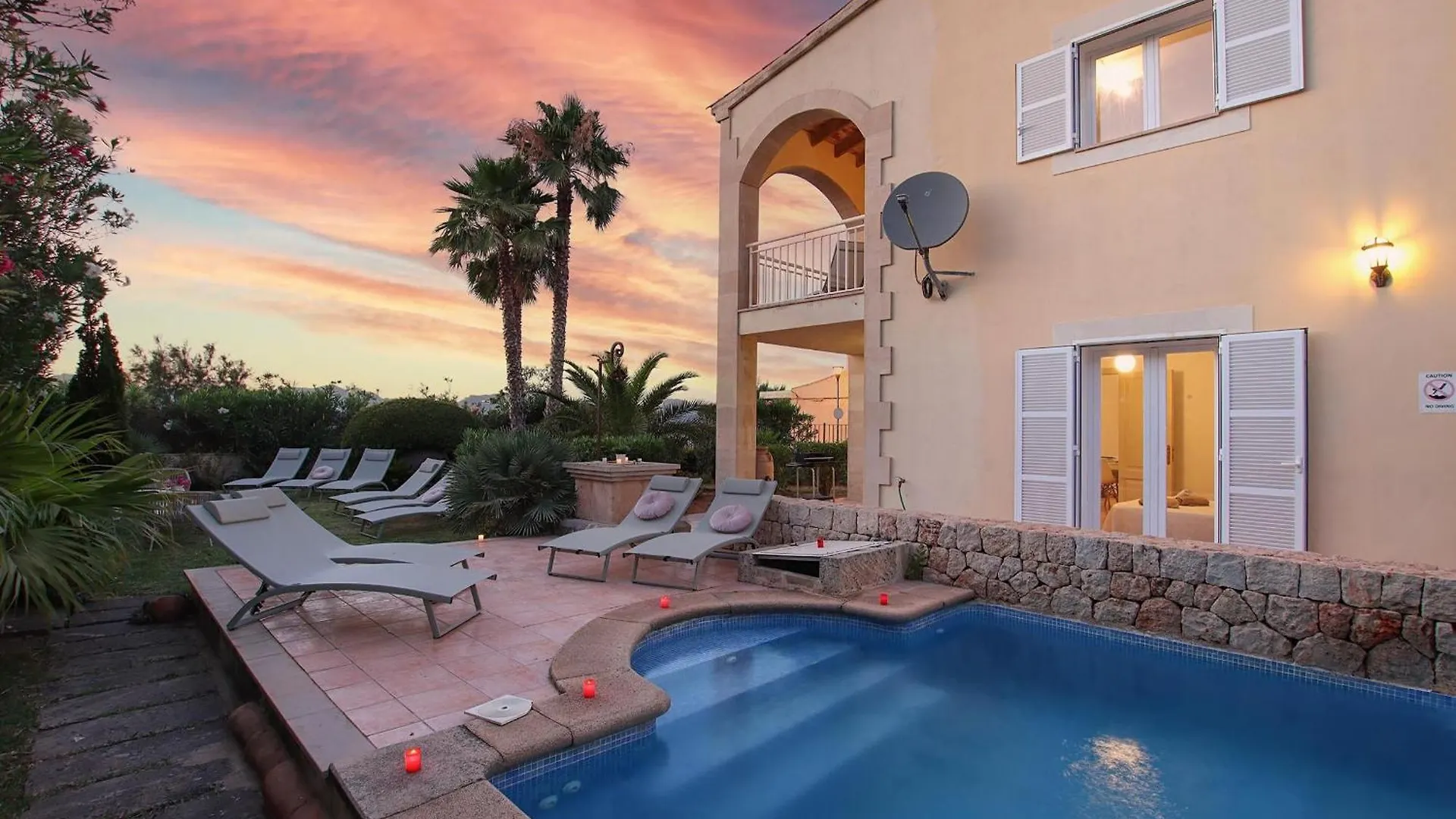 Wunderschoene Villa Mit Herrlichem Meerblick Alcúdia